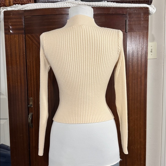 Cream Ribbed Cutout Sweater - Picture 3 of 5